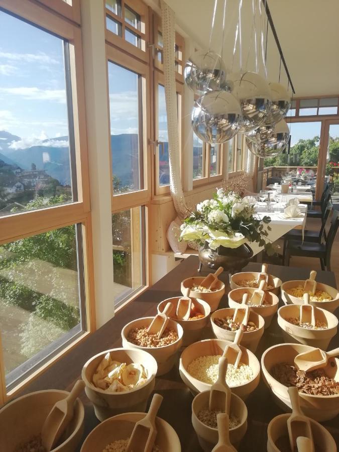 Hotel & Gasthof Zum Hirschen Сан-Дженезио-Атезино Экстерьер фото